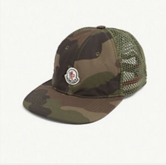 moncler camo hat